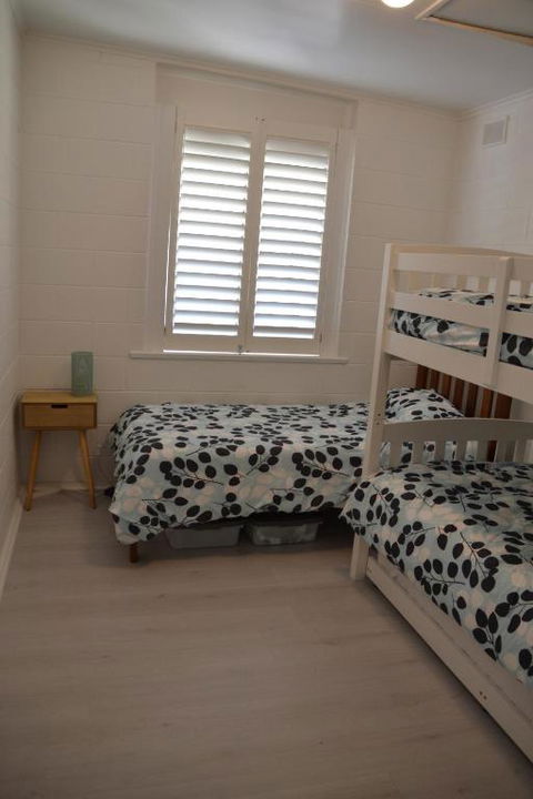 Bay Breeze Cottage - Accommodation Port Macquarie 5