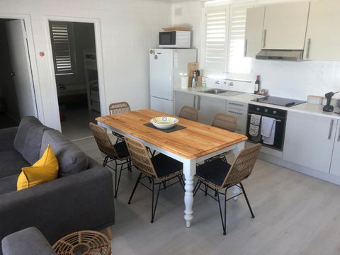 Bay Breeze Cottage - Accommodation Port Macquarie 4