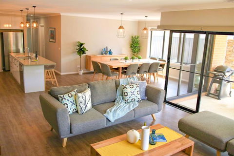 Amaroo - Accommodation Port Macquarie 6