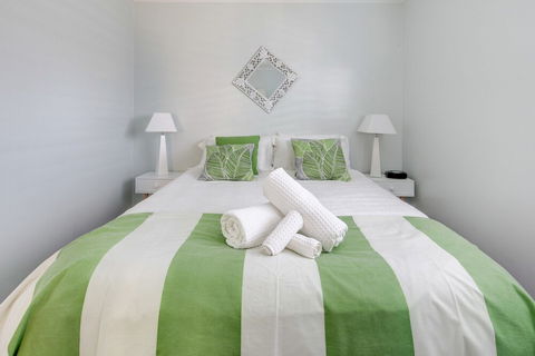Sandy Cove - Accommodation Port Macquarie 5