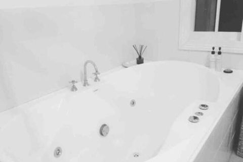 Eumundi Stay ( & Double Person Spa Bath) - Accommodation Port Macquarie 4