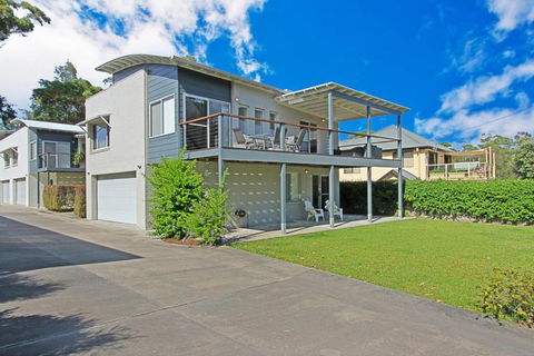 Ocean 1 / 42 Mollymook - Accommodation Port Macquarie 3