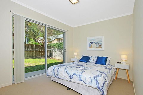 Ocean 1 / 42 Mollymook - Accommodation Port Macquarie 5