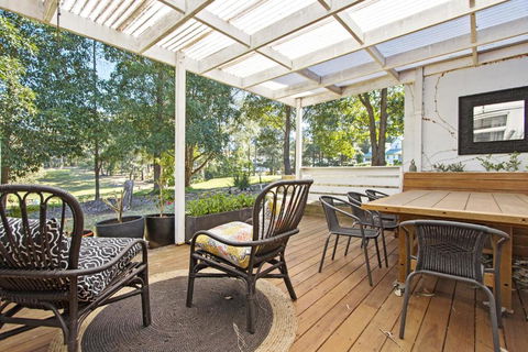Golfers Getaway Mollymook Augusta Place 14 / 13 15 - Accommodation Port Macquarie 7