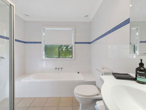 Wallace Street 18 Linen Included Walk To Beach & Golf Club - Accommodation Port Macquarie 3