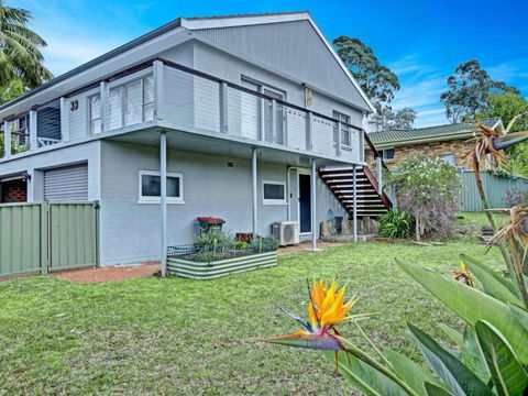 Carroll Ave 39 Mollymook - Accommodation Port Macquarie 4
