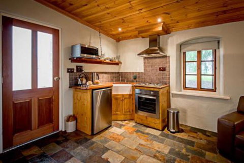 Lucys Cottage - Accommodation Port Macquarie 5