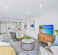 HomeHotel Extreme Luxury Apt next to Mall  Train - Accommodation Port Macquarie