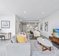 HomeHotel Ultra Luxury 2 Bedroom next to Mall  Train - Accommodation Port Macquarie