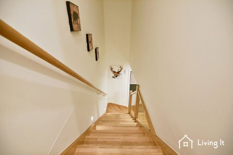 Tomkins Townhouse - Accommodation Port Macquarie 1