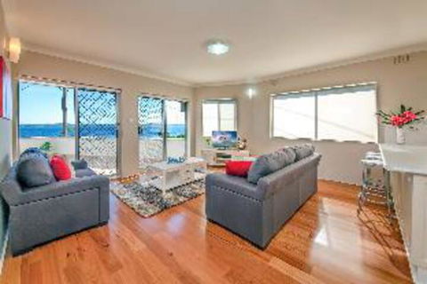 3 Bedroom Apartment Bayview Towers Unit 1 - Accommodation Port Macquarie 1
