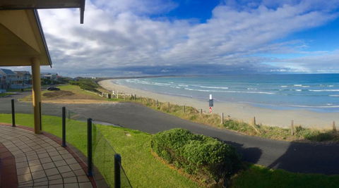 The Penthouse - Accommodation Port Macquarie 6