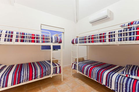 Osprey Holiday Village Unit 105 Tranquil 3 Bedroom Holiday Villa With A Pool In The Complex - Accommodation Port Macquarie 6