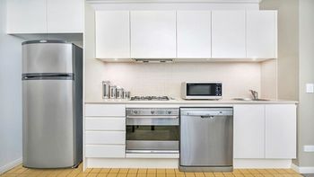 The Apartment Service AX405 - Accommodation Port Macquarie 5