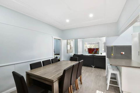Lakeside Cabin & House - Accommodation Port Macquarie 3