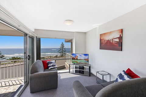 Dolphin Court 6 - Accommodation Port Macquarie 5
