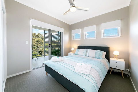 Redcliffe Holiday Accommodation - Accommodation Port Macquarie 4