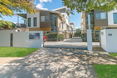 Redcliffe Holiday Accommodation - Accommodation Port Macquarie 1