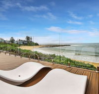 JoeAnne at Blue Bay Absolute Beachfront - Accommodation Port Macquarie