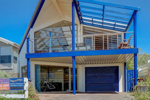 Wavecrest - Accommodation Port Macquarie 1