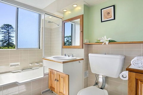 Charming Comfortable & Convenient MOS72 - Accommodation Port Macquarie 2