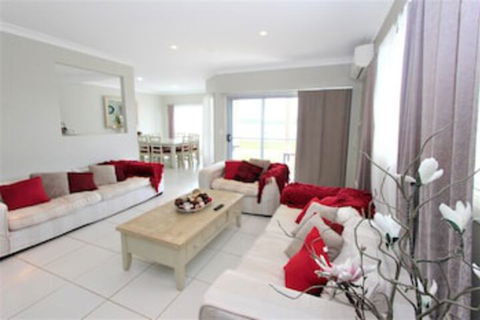 Riverview 2 - Accommodation Port Macquarie 0