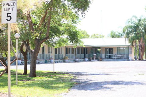 Back O Bourke Motel - Accommodation Port Macquarie 5