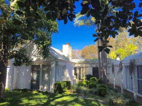 Wisteria Cottage On The Lagoon / Beach - Accommodation Port Macquarie 6
