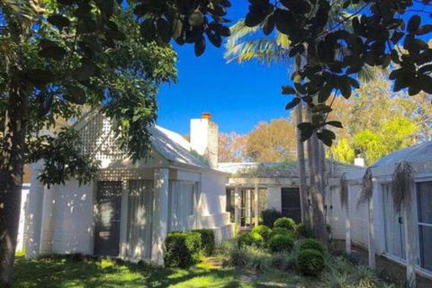 Wisteria Cottage On The Lagoon / Beach - Accommodation Port Macquarie 0