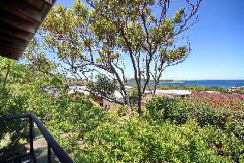 3 Bedroom House At Garuwa Street - Accommodation Port Macquarie 4