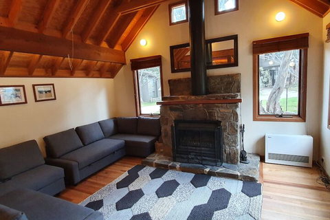 SNOWED INN Apartment - Accommodation Port Macquarie 3