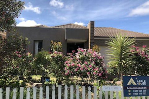 Apple House - Accommodation Port Macquarie 0