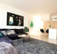 Inspired Designer Carlton North Terrace - Rejuvenate Stays - Accommodation Port Macquarie