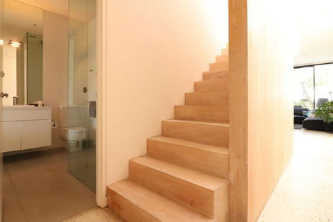 Inspired Designer Carlton North Terrace - Rejuvenate Stays - Accommodation Port Macquarie 2