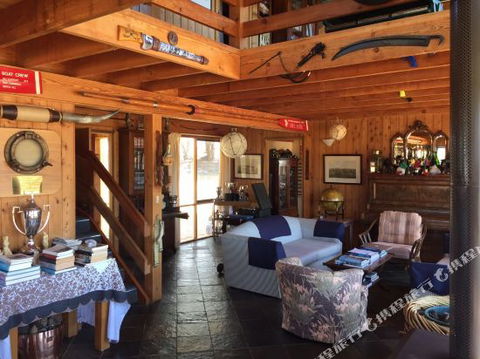 Donington - Accommodation Port Macquarie 5