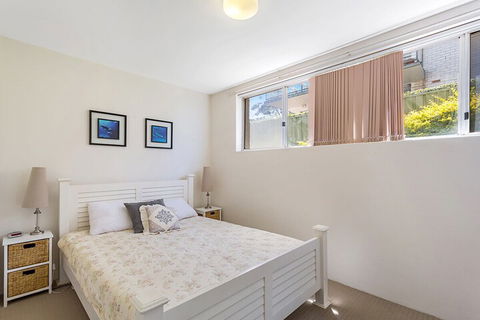 Casuarinas Unit 1 / 33 Soldiers Point Road - Accommodation Port Macquarie 6