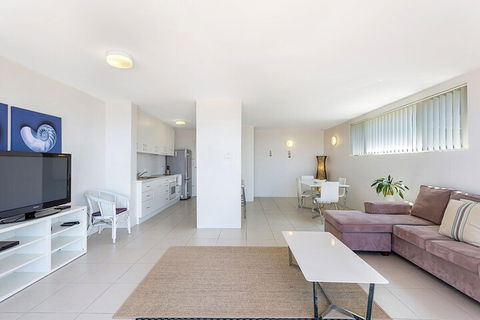 Casuarinas Unit 1 / 33 Soldiers Point Road - Accommodation Port Macquarie 3