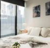 Stylish Melbourne CBD Lighthouse Apartment - Accommodation Port Macquarie