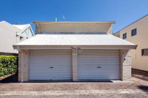 3 Bedroom House Classic View 2 / 49 Victoria Parade FREE WIFI - Accommodation Port Macquarie 1