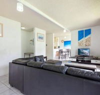 2 Bedroom Apartment Villa Ellisa Unit 1 - Accommodation Port Macquarie