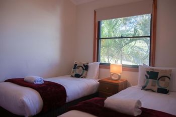41 Korora Palms 2 Bedroom Bure - Accommodation Port Macquarie 5