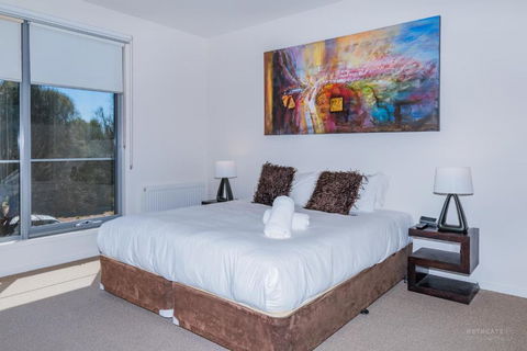 10 Sands Bvd - Accommodation Port Macquarie 2