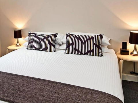Ryals Serviced Apartments Camperdown - Accommodation Port Macquarie 6