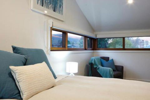 MounTin Hut Central Bright - Accommodation Port Macquarie 4