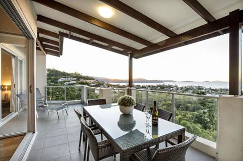 Oscars View Airlie Beach - Accommodation Port Macquarie 4