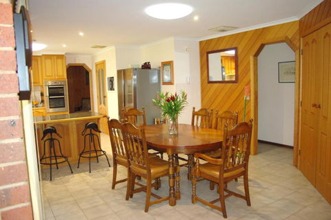Getawaytoaljon - Accommodation Port Macquarie 1
