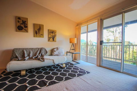 Bright On High - Accommodation Port Macquarie 5