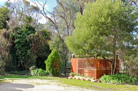 Cedar Holiday Units Apartment 1 - Accommodation Port Macquarie 5