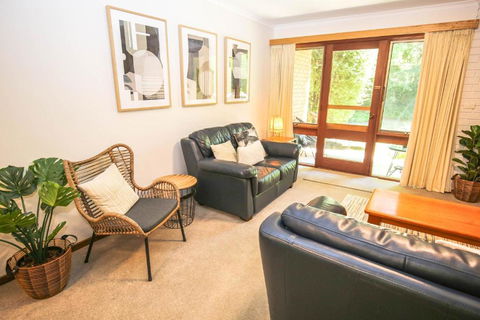 Cedar Holiday Units Apartment 3 - Accommodation Port Macquarie 1