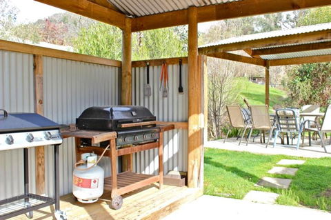 Cedar Holiday Units Apartment 3 - Accommodation Port Macquarie 4